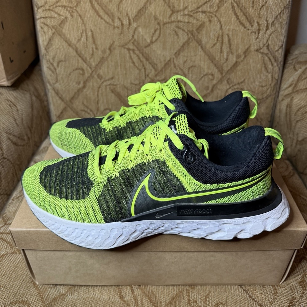 Nike React Infinity Run Flyknit 2 Running Shoes Men's Size 11.5 CT2357 700